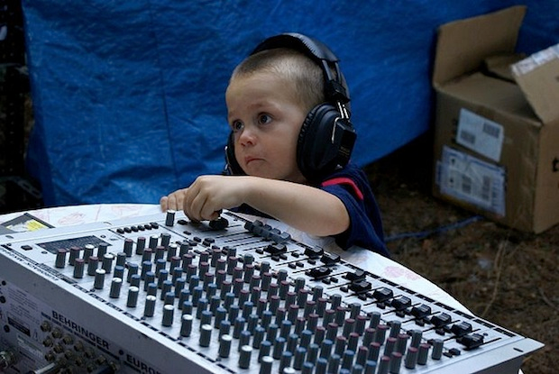 Denis-Entertainment-Group-Young-Mixer